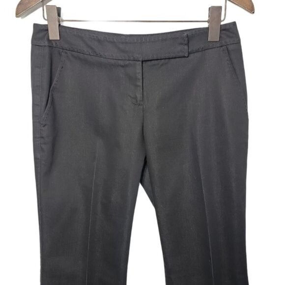 T Tahari Black Flared Dress Pants Women With‎ Button Closure & Belt Loops Size 2 - Picture 2 of 8